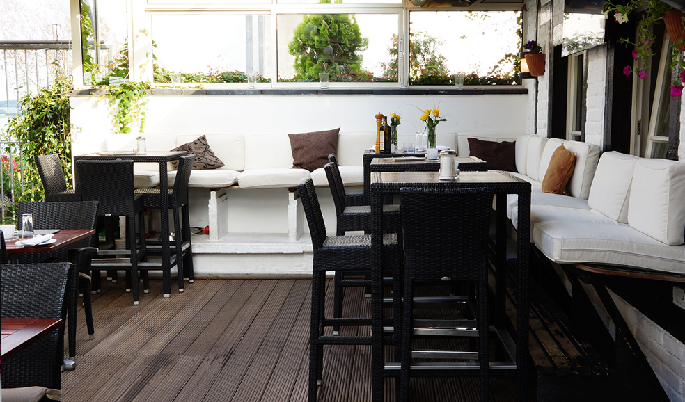 Aussenterrasse Restaurant Fhrhaus